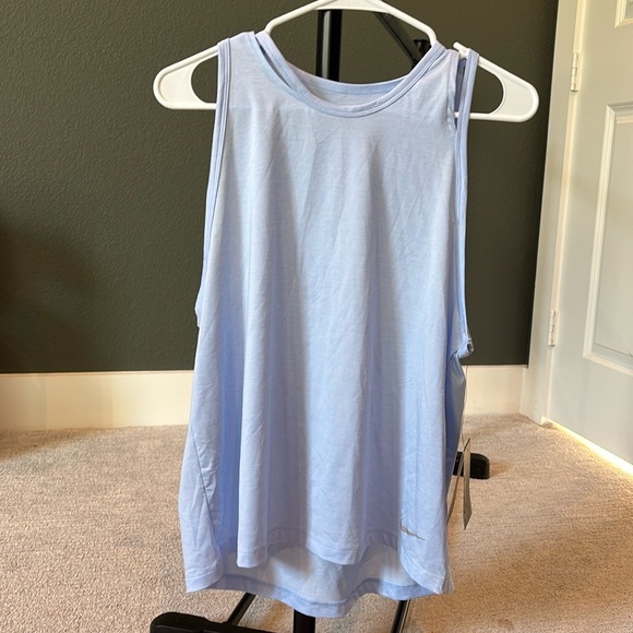 Nike Dri-fit Top - Picture 1 of 2